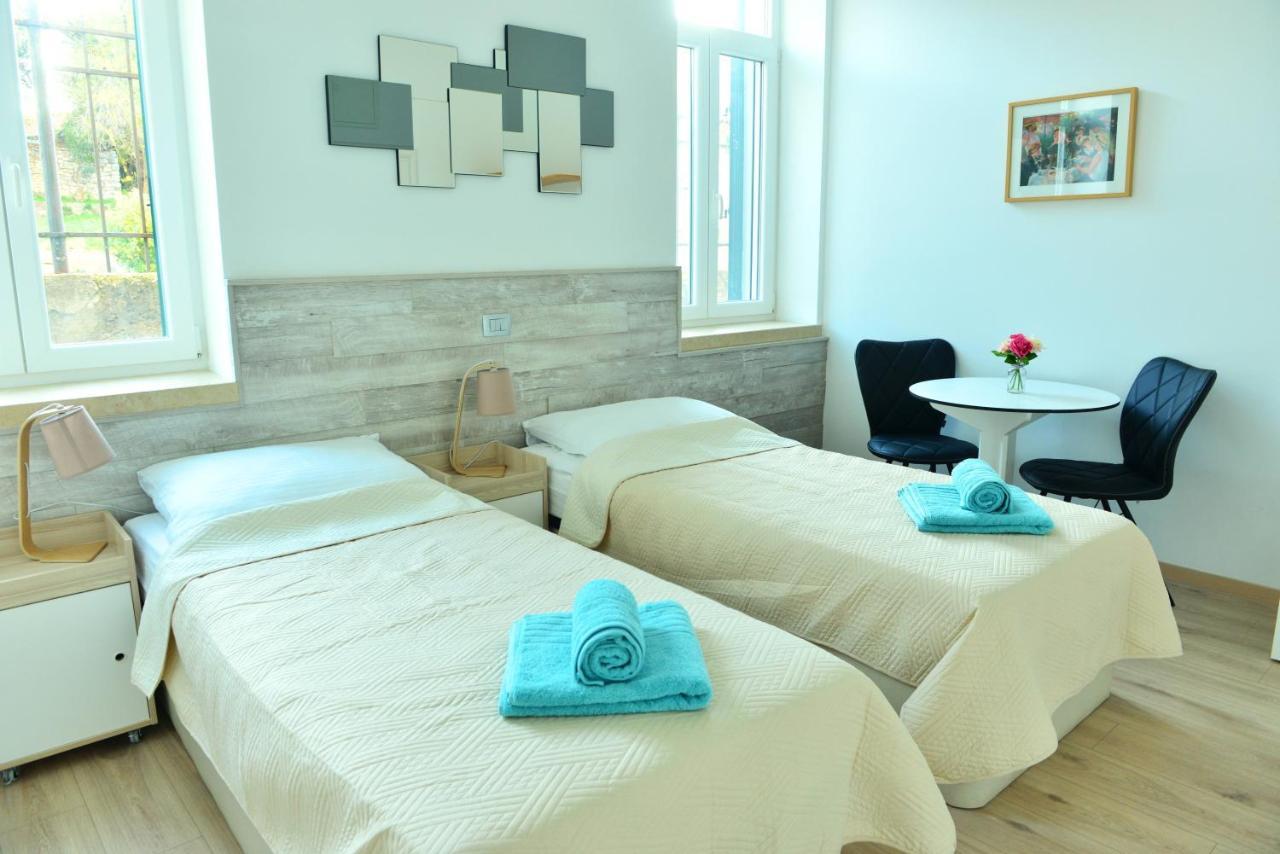 Guest house En-suite Rose On Rokova Street - 5 Min Walk To The Old Town Of 4*